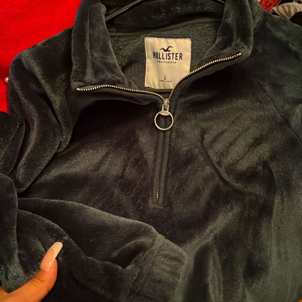 Hollister Women Pullover Large